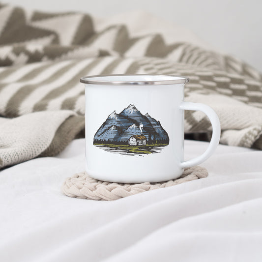 Mountain Bothy - Enamel Mug - Sovende Bjorn