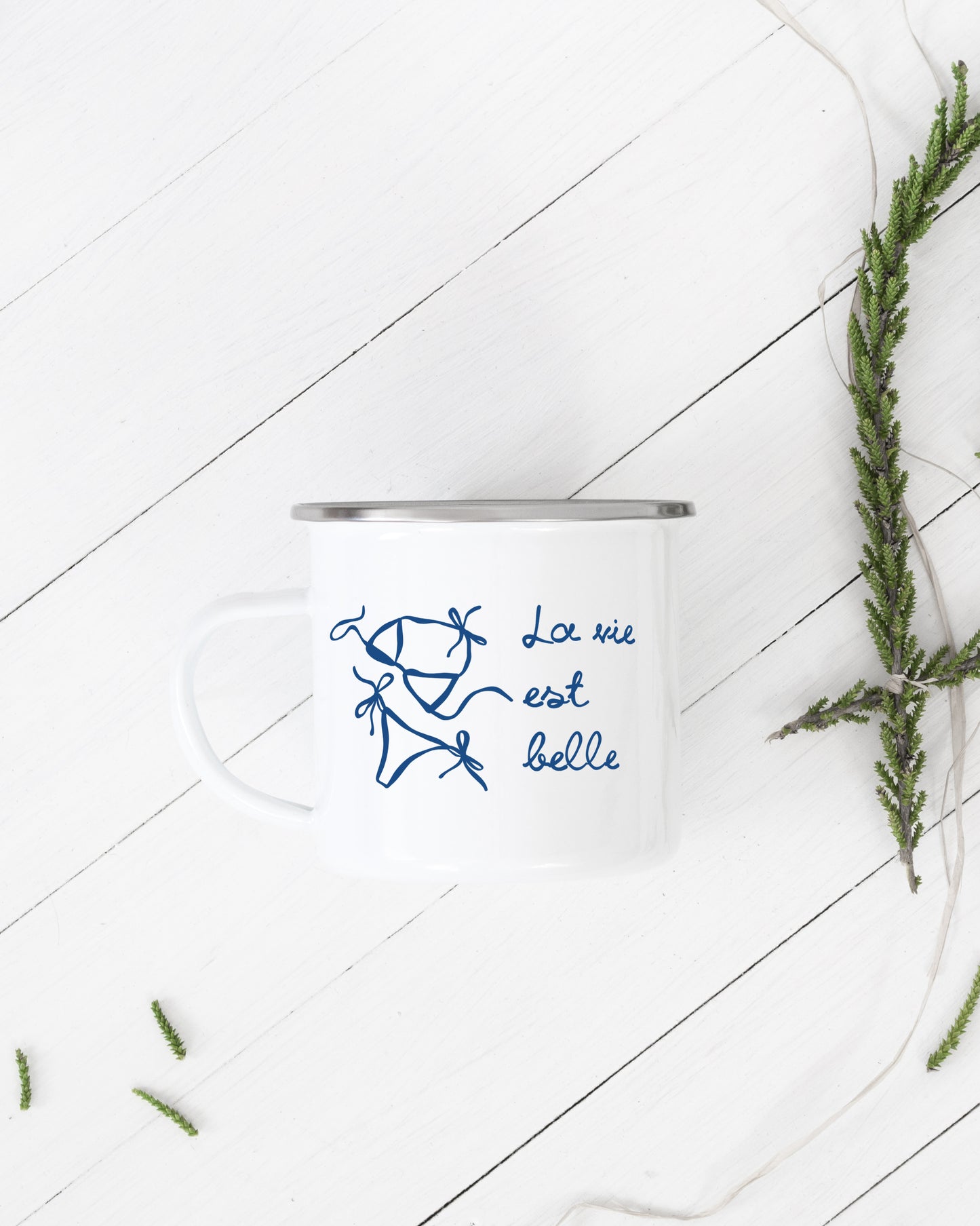 La Vie Est Belle Camping Mug