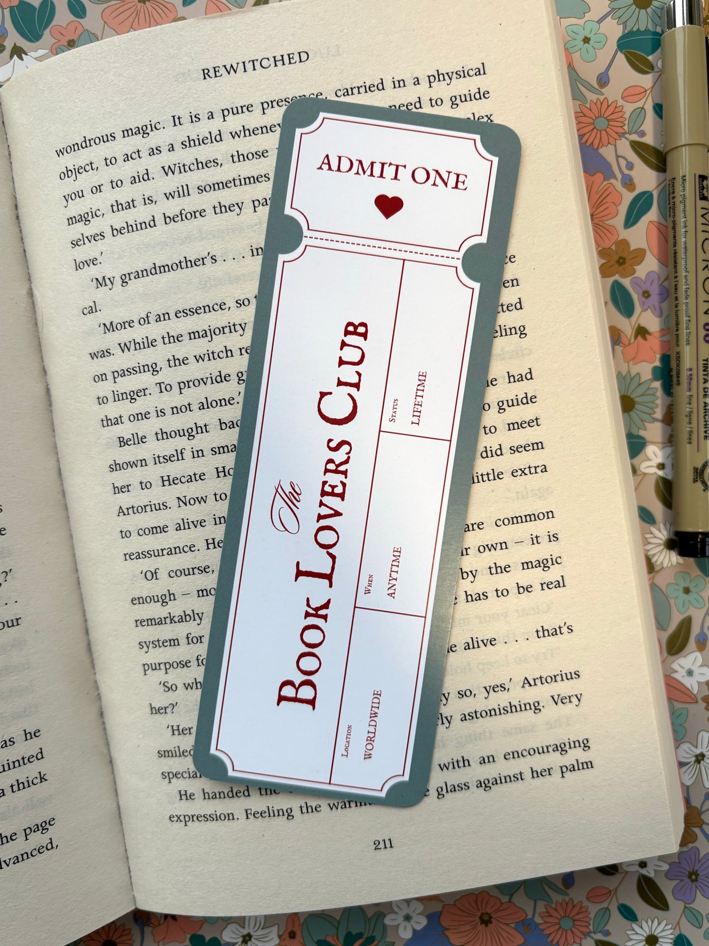 The book lovers club - Bookmark