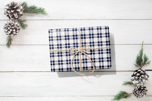 Cosy Cabin Plaid Gift Wrap Sheet